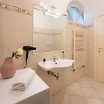 Via Del Corno 1 - Chiara - Elegant With Elevator 아파트 피렌체