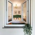 Via Del Corno 1 - Chiara - Elegant With Elevator *