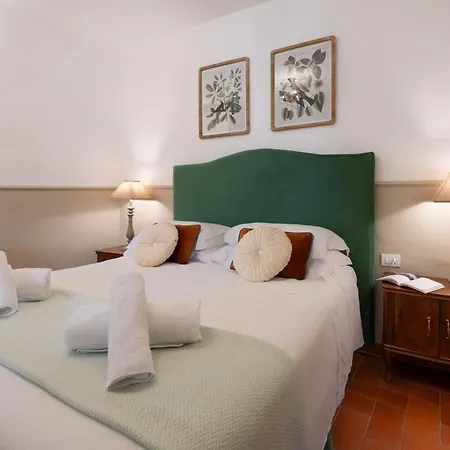 Via Del Corno 1 - Chiara - Elegant With Elevator Apartment