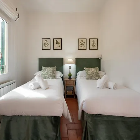 Appartement Via Del Corno 1 - Chiara - Elegant With Elevator Florence
