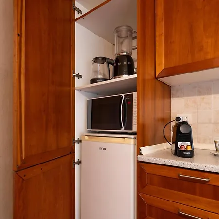 Appartamento Via Del Corno 1 - Chiara - Elegant With Elevator *
