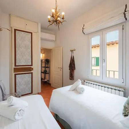 Via Del Corno 1 - Chiara - Elegant With Elevator Appartamento Firenze