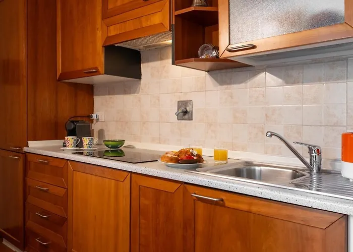 Via Del Corno 1 - Chiara - Elegant With Elevator Appartement *