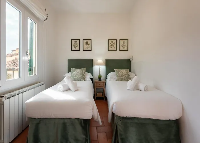 Апартаменты Via Del Corno 1 - Chiara - Elegant With Elevator Флоренция